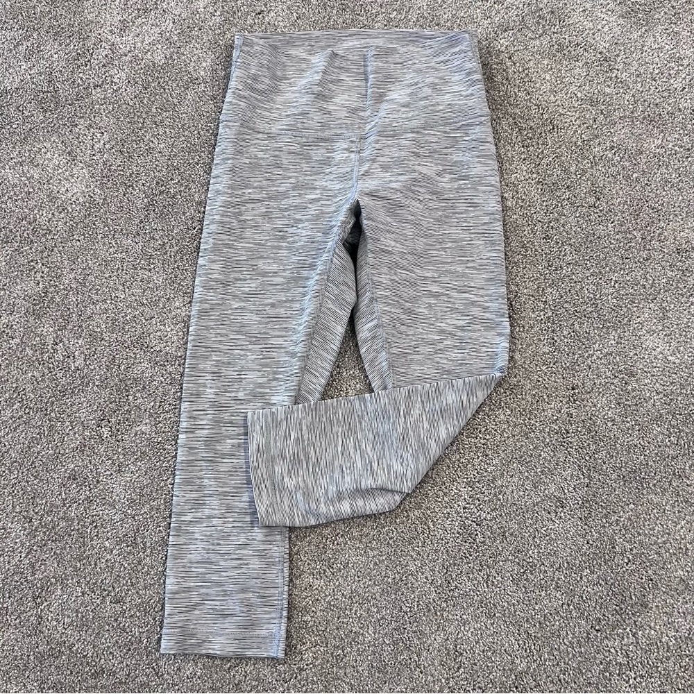 Lululemon Wunder Under Crop Hi Rise Tight 21” Leggings pants women size 8 W6AI4S